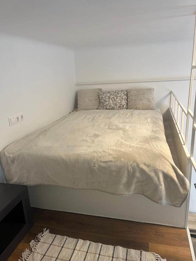 Close To Everything Apartman